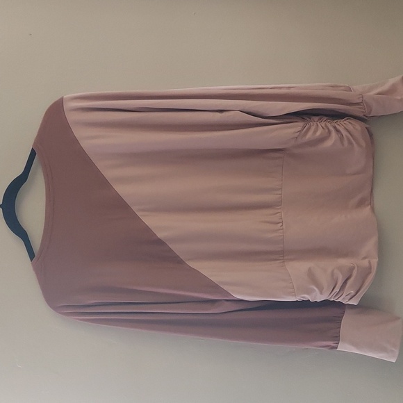 TAHARI SPORT Diagonal Color Block Dolman Sleeve Pullover Top - Picture 8 of 11